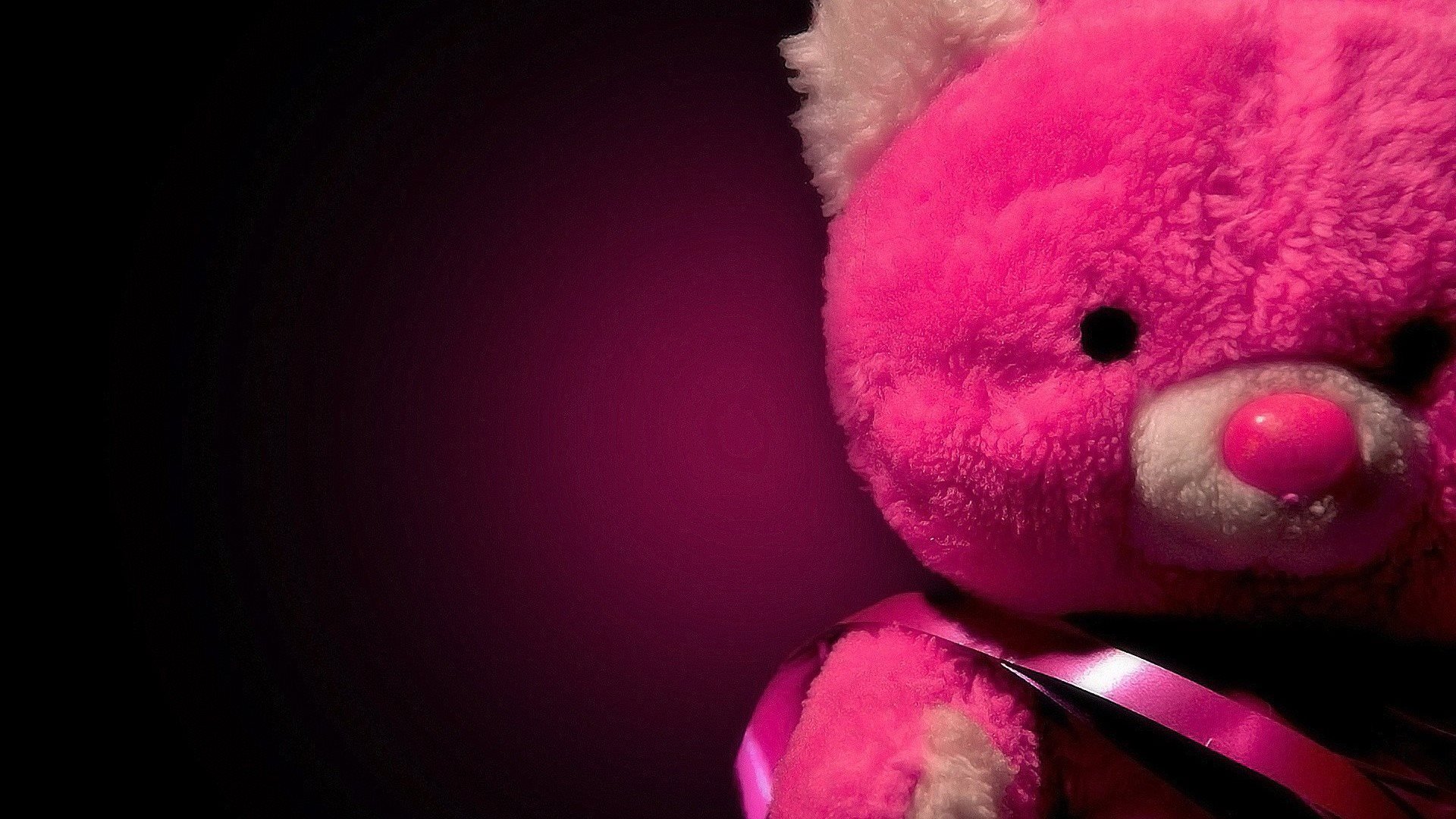 red-teddybear-wallpaper